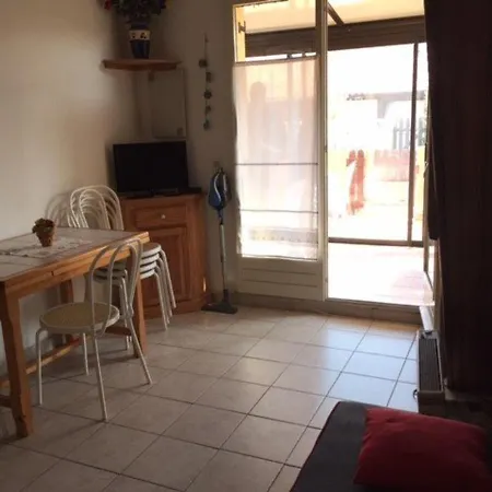 3 Pieces, Mezzanine, Clim, 6 Couchages, Pres - - Fr-1-81-478 * Le Barcarès